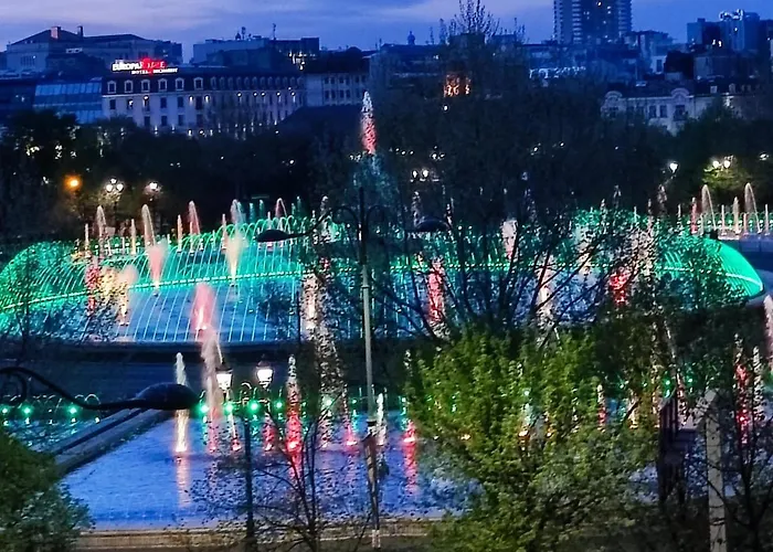 L'imerald Ultra-central Apartment-artesian Fountains View Apartment *